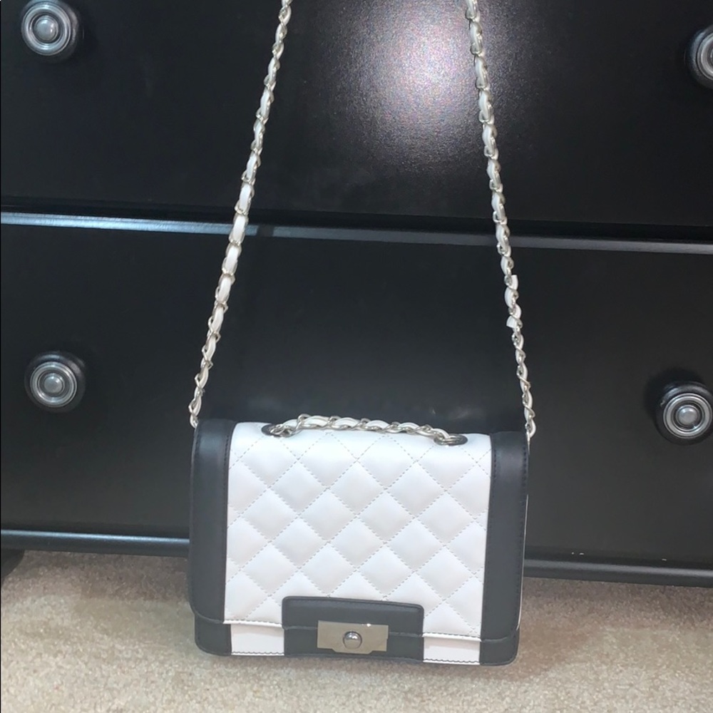 Shoulder bag